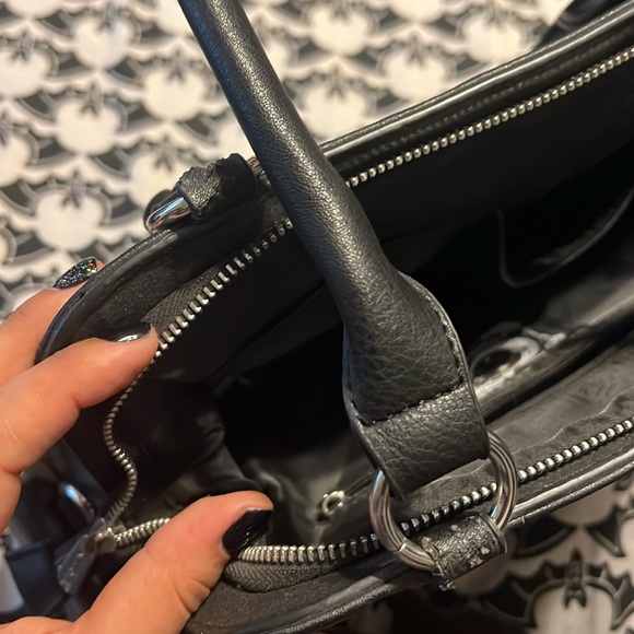 Killstar Never Tryst the Living Tote - Picture 3 of 5